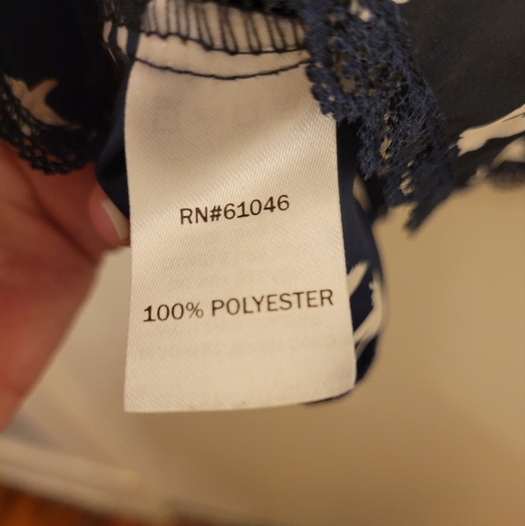 Vanity Blue Cream Lace Bird Dove Flutter Camisole Size Medium - Picture 12 of 12